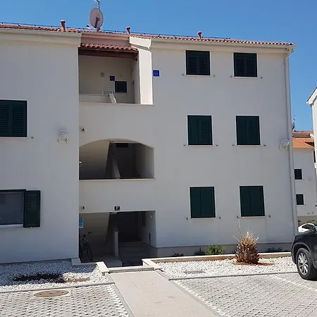Andrea Apartament *